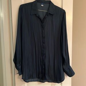 Old Navy like new green satin button down top L tall